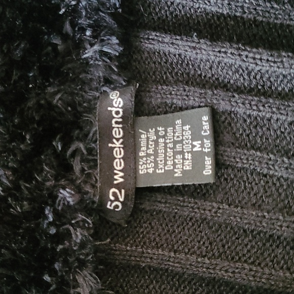 52 Weekends Black Knit Cropped Button Cardigan W/Chenille Collar & Cuffs Medium - Picture 3 of 7